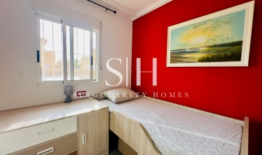 Odsprzedaż - Dom - Torrevieja - Aguas Nuevas