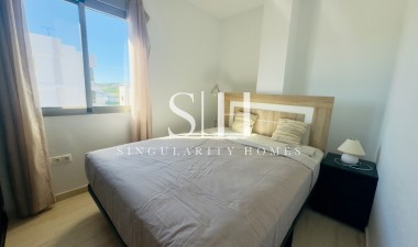 Resale - Apartment / flat - San Miguel de Salinas - Pueblo