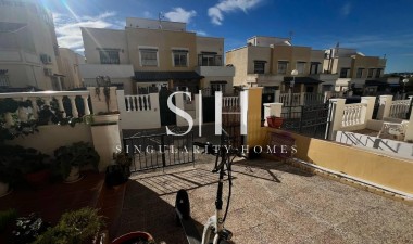 Återförsäljning - Hus - Orihuela Costa - Los Almendros-la Florida