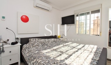 Odsprzedaż - Dom - Villamartin