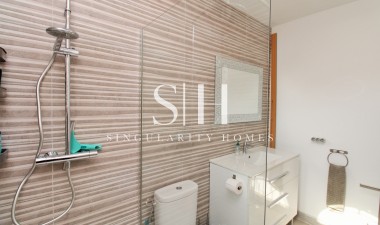 Odsprzedaż - Dom - Villamartin