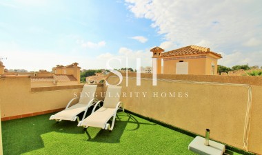 Odsprzedaż - Dom - Villamartin