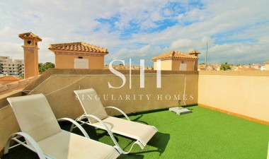 Odsprzedaż - Dom - Villamartin