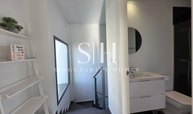 Перепродажа - Villa - Orihuela Costa - Villamartín