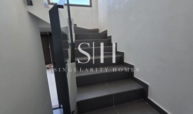 Перепродажа - Villa - Orihuela Costa - Villamartín