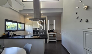 Перепродажа - Villa - Orihuela Costa - Villamartín