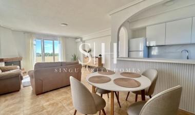 Перепродажа - Квартира / квартира - Torrevieja - Punta prima