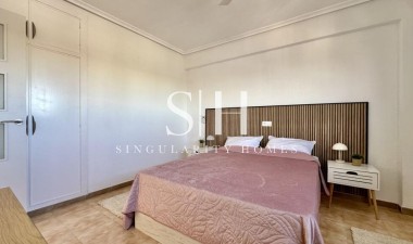 Перепродажа - Квартира / квартира - Torrevieja - Punta prima