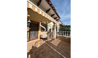 Resale - House - Orihuela Costa - Punta Prima