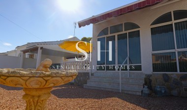 Odsprzedaż - Villa - Torrevieja - Costa Blanca