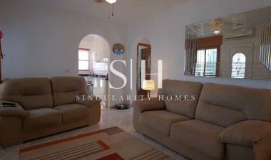 Odsprzedaż - Villa - Torrevieja - Costa Blanca