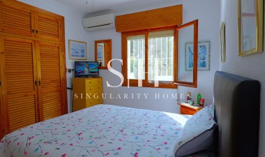 Odsprzedaż - Villa - Torrevieja - Costa Blanca