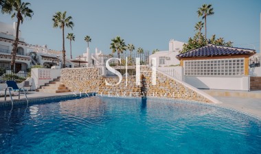 Перепродажа - Villa - Orihuela Costa - Costa Blanca