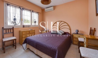 Resale - Villa - Orihuela Costa - La Florida