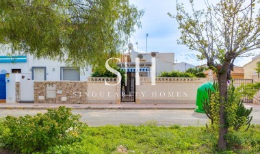 Resale - Villa - Orihuela Costa - La Florida