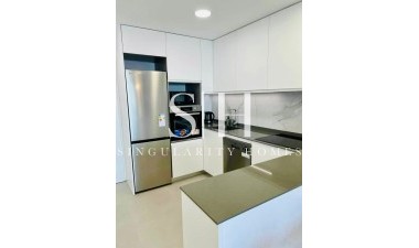 Herverkoop - Appartement / flat - Torrevieja - Torre Del Moro