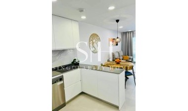 Herverkoop - Appartement / flat - Torrevieja - Torre Del Moro