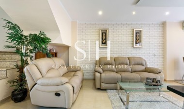 Herverkoop - Huis - Torrevieja - aguas nuevas