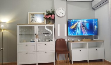 Resale - Apartment / flat - Torrevieja - La Mata