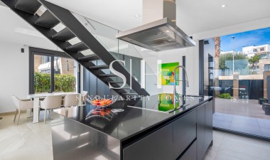 Herverkoop - Villa - Orihuela Costa - Costa Blanca