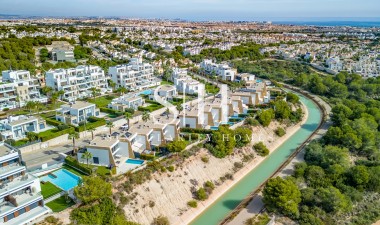 Herverkoop - Villa - Orihuela Costa - Costa Blanca