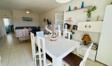 Återförsäljning - Bungalow - Torrevieja - La Mata