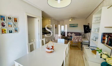 Återförsäljning - Bungalow - Torrevieja - La Mata