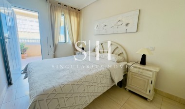 Återförsäljning - Bungalow - Torrevieja - La Mata