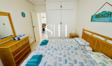 Återförsäljning - Bungalow - Torrevieja - La Mata