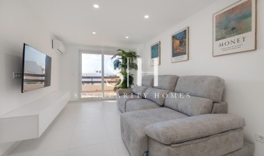 Resale - Apartment / flat - Torrevieja - Playa de los Naufragos
