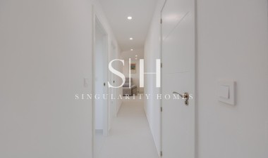 Resale - Apartment / flat - Torrevieja - Playa de los Naufragos