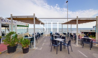 Resale - Apartment / flat - Torrevieja - Playa de los Naufragos