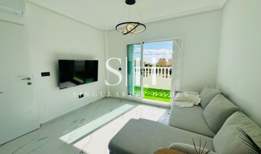 Resale - Bungalow - Orihuela Costa - Playa Flamenca