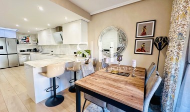 Herverkoop - Villa - Orihuela Costa - Los Dolses