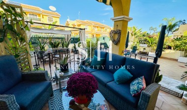 Herverkoop - Villa - Orihuela Costa - Los Dolses