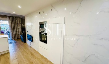 Herverkoop - Villa - Orihuela Costa - Los Dolses