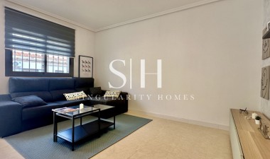 Перепродажа - Casa - San Miguel de Salinas - Inland