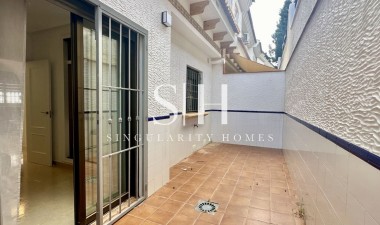 Перепродажа - Casa - San Miguel de Salinas - Inland