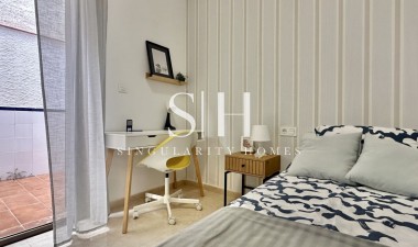 Перепродажа - Casa - San Miguel de Salinas - Inland