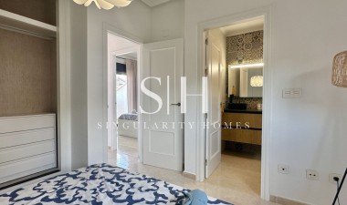 Перепродажа - Casa - San Miguel de Salinas - Inland