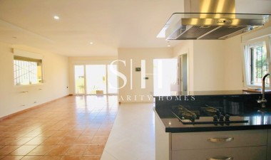 Resale - Villa - Orihuela Costa - Las Filipinas