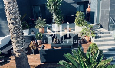 Herverkoop - Villa - Orihuela Costa - Villamartin