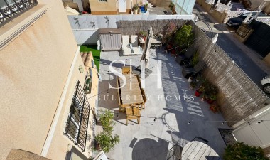 Återförsäljning - Villa - Orihuela Costa - Costa Blanca