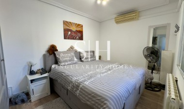 Återförsäljning - Villa - Orihuela Costa - Costa Blanca