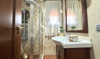 Перепродажа - Casa - Torrevieja - La siesta