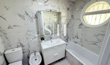 Återförsäljning - Villa - Torrevieja - Cabo Cervera