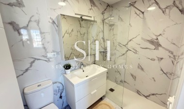 Återförsäljning - Villa - Torrevieja - Cabo Cervera