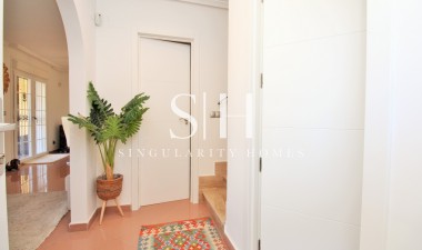 Återförsäljning - Villa - Villamartin - Los Dolses