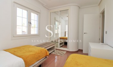 Återförsäljning - Villa - Villamartin - Los Dolses