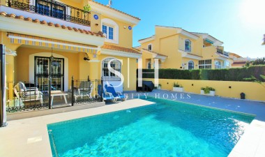 Återförsäljning - Villa - Villamartin - Los Dolses